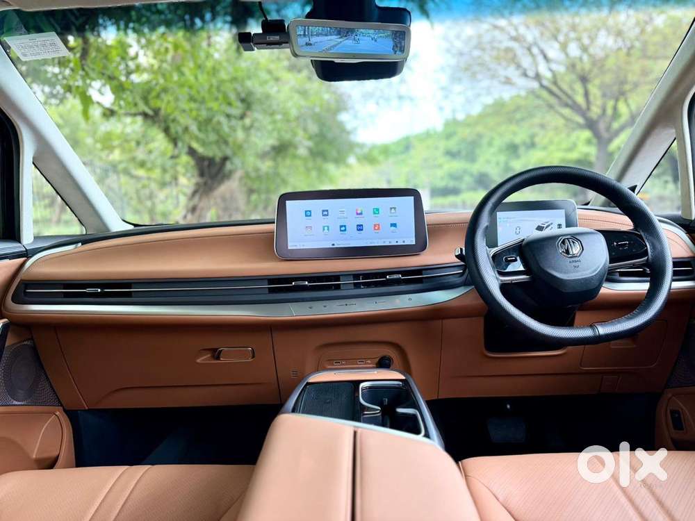 Mg M9 Presidential Limo, 2025, Electric