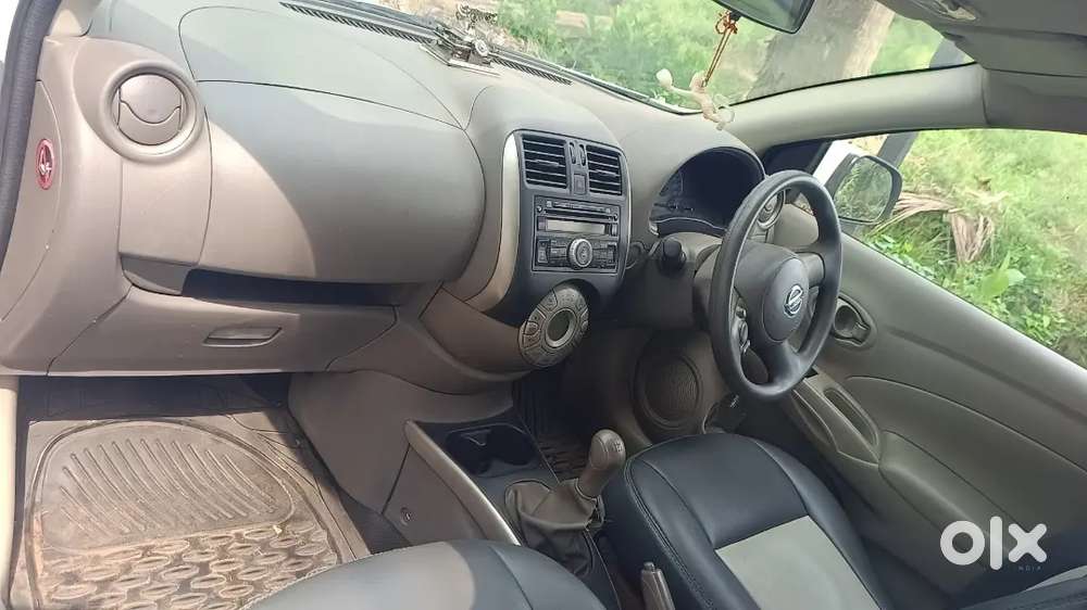 Nissan Sunny 2012 Diesel 225000 Km Driven