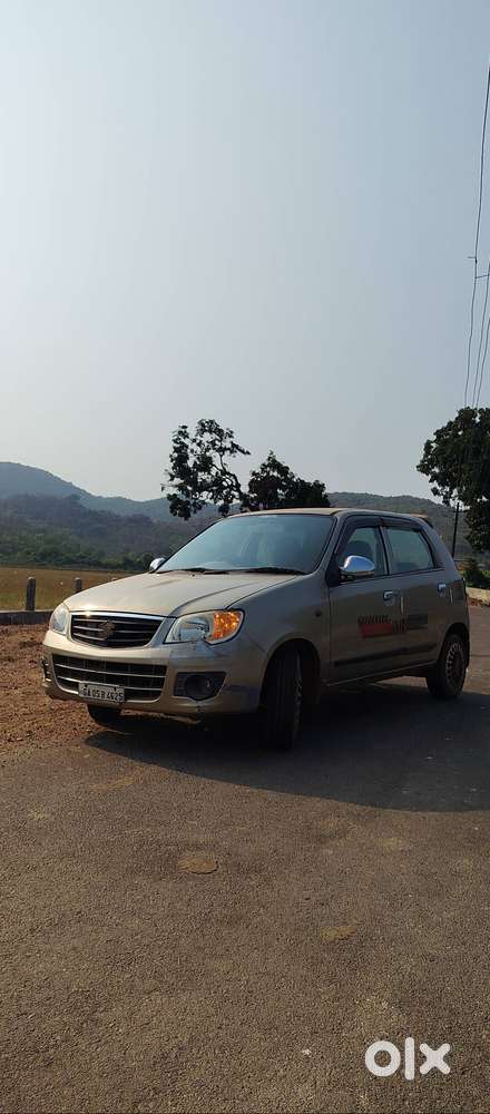 Manual, Power Windows, Power Staring, Good Milage