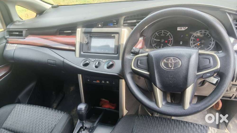 Toyota Innova Crysta 2.8 Gx At, 2017, Diesel