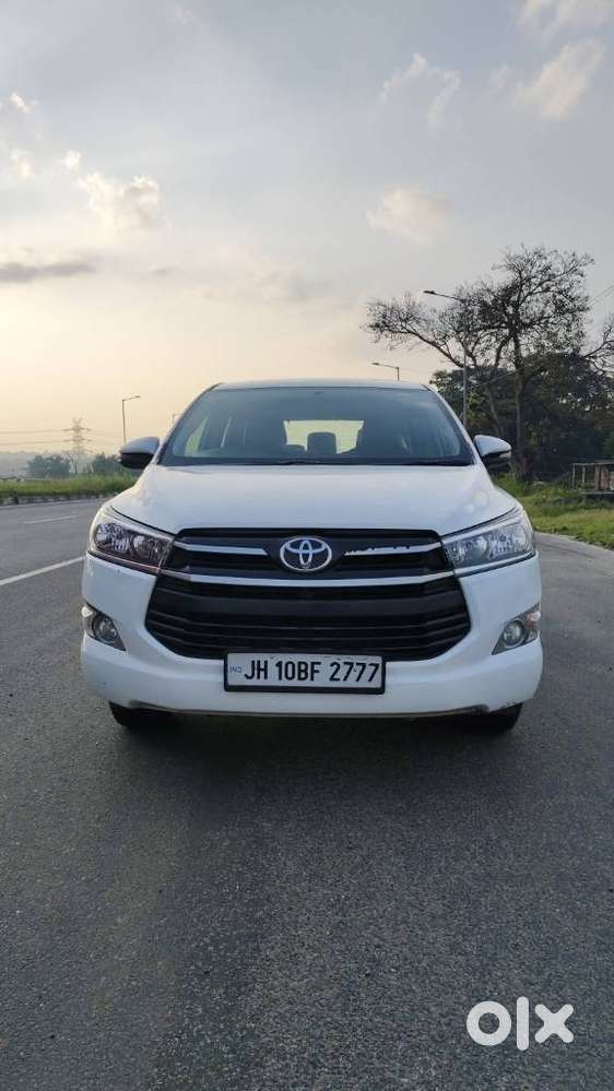Toyota Innova Crysta 2.4 G Mt, 2017, Diesel