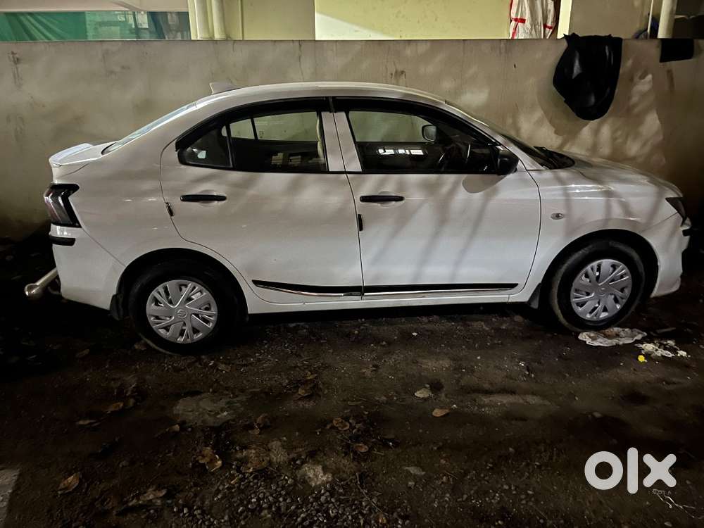 Dazzling New Dzire Tour S CNG (Aug-25 Model)