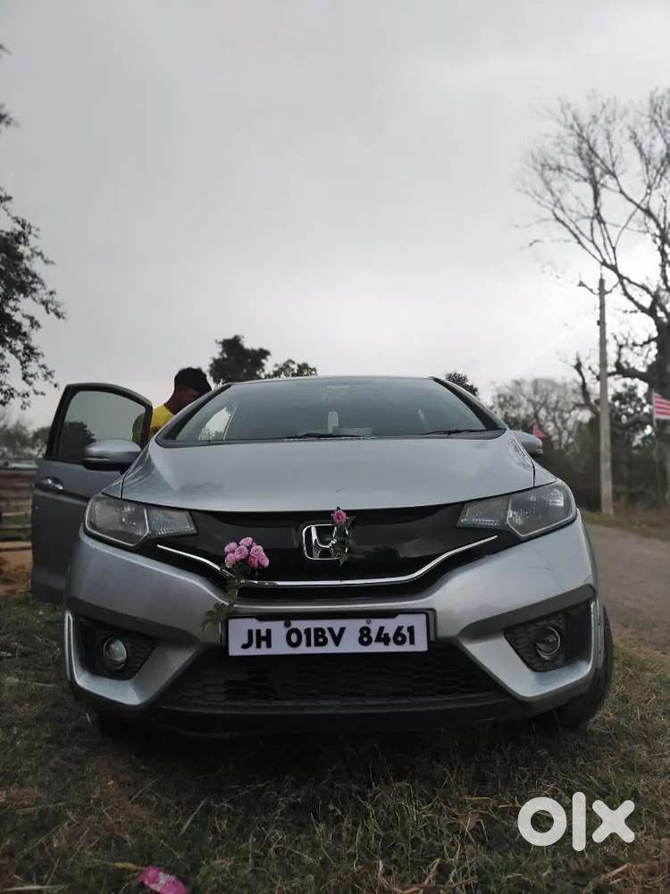 Honda Jazz 2015 Petrol 80000 Km Driven
