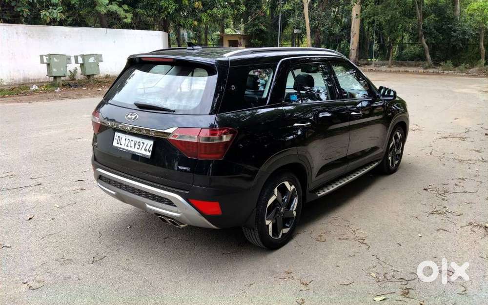 Hyundai Alcazar 2.0 Signature (o) Petrol At 7 Str, 2023, Petrol
