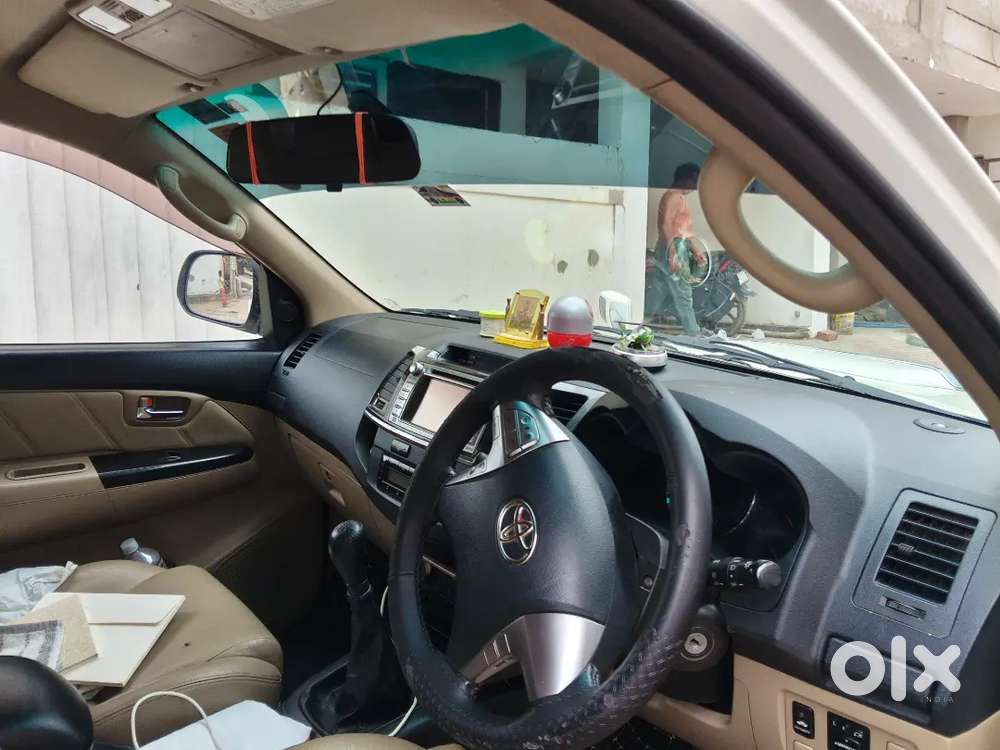 Toyota Fortuner 2014