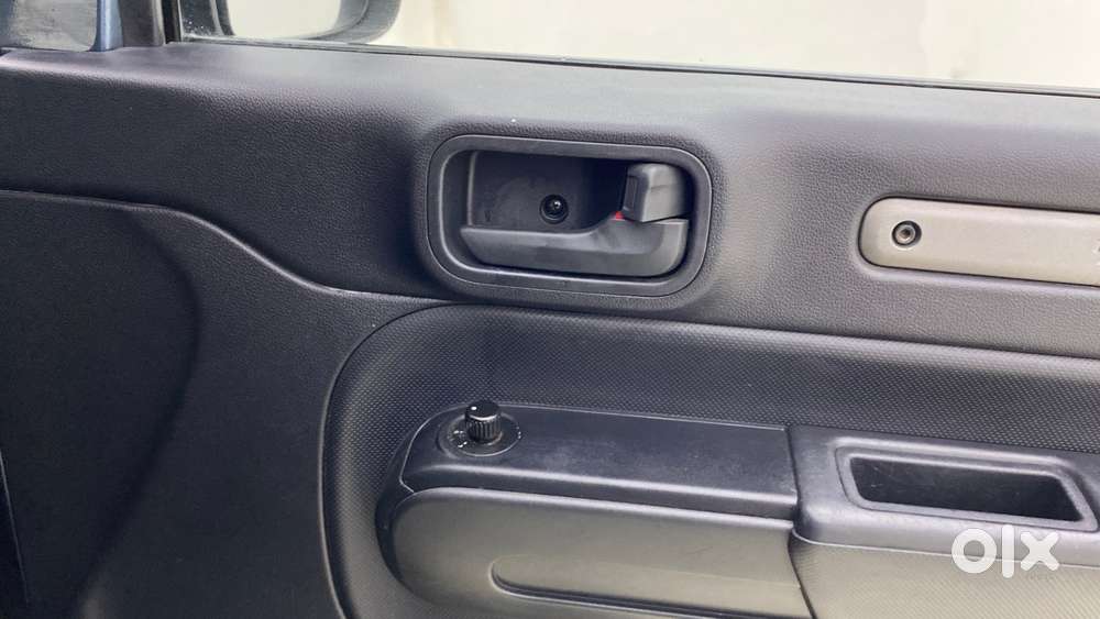 Mahindra Thar Lx 4-str Hard Top At, 2021, Petrol