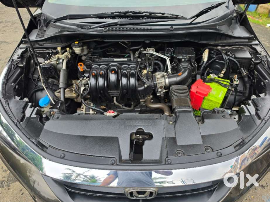Honda City Zx Petrol Mt, 2023, Petrol