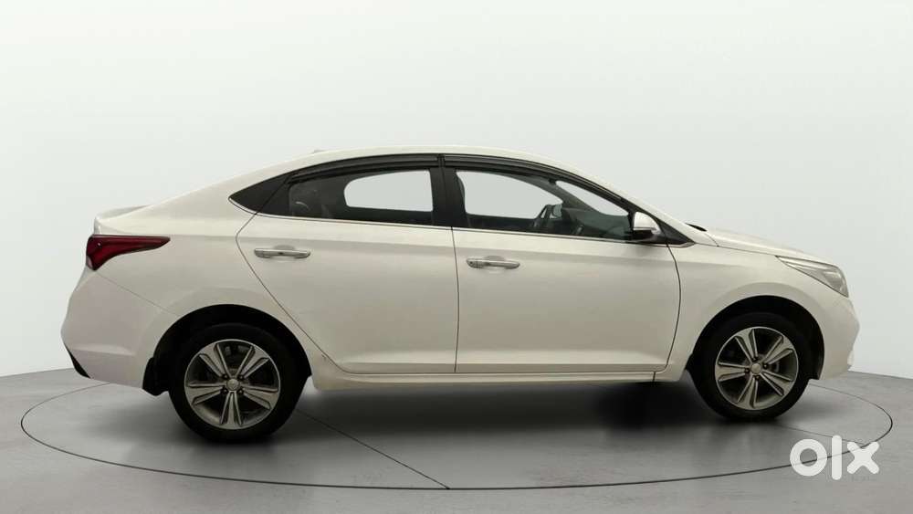 Hyundai Verna 1.6 Vtvt Sx, 2019, Petrol