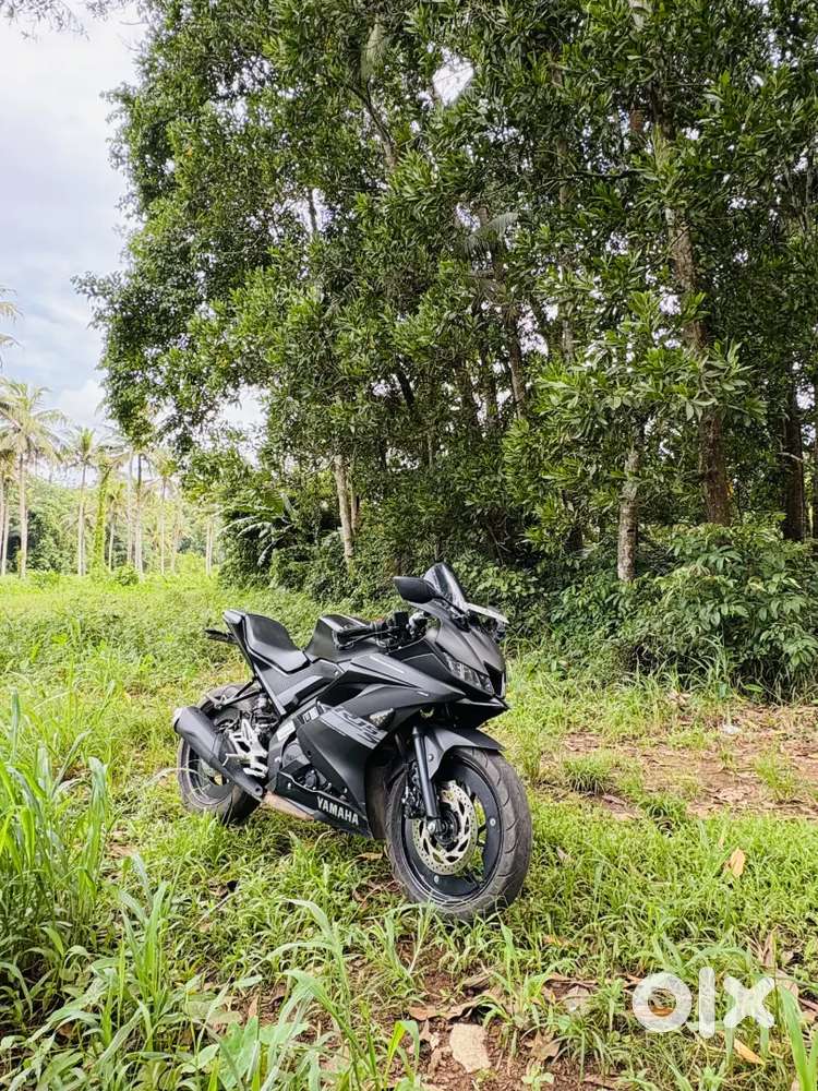 Yamaha R15S
