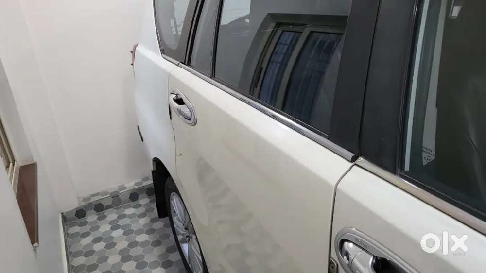 Toyota Innova Crysta Diesel 2016