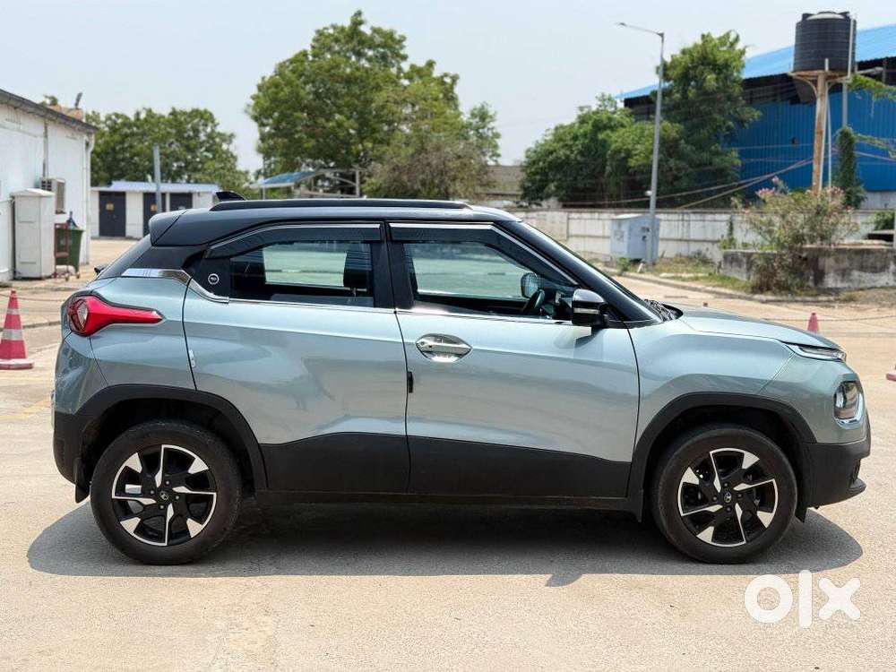 Tata Punch Creative Dual Tone Mt Sunroof, 2023, Diesel