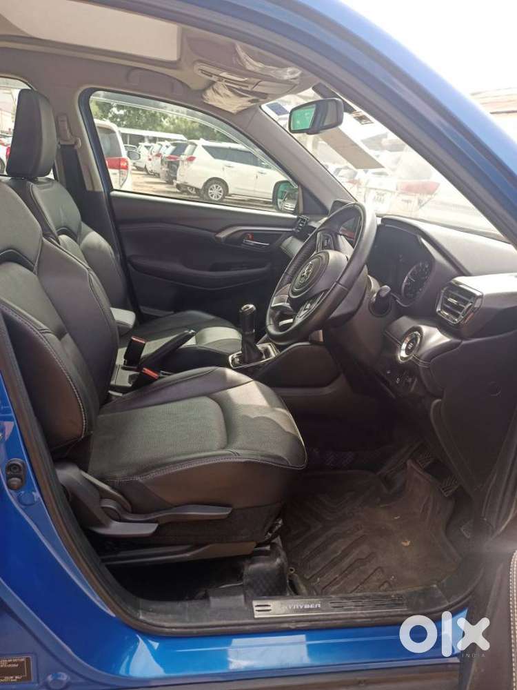 Toyota Urban Cruiser Hyryder 1.5 V Neo Drive, 2024, Petrol