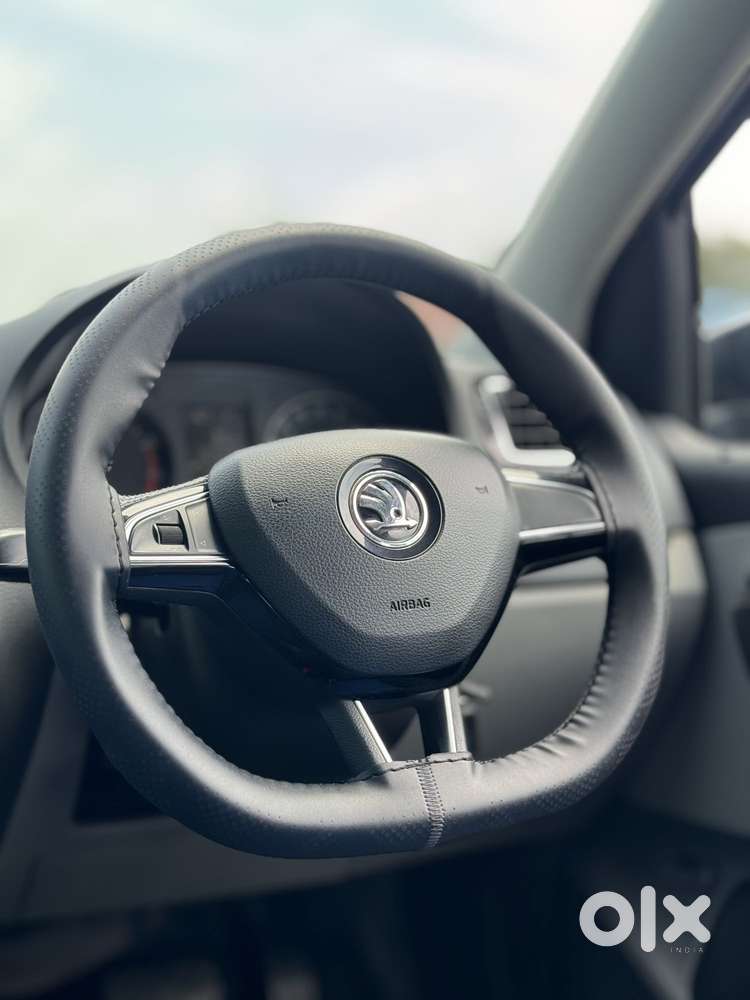 Skoda Rapid 1.0 Ambition Tsi At, 2020, Petrol