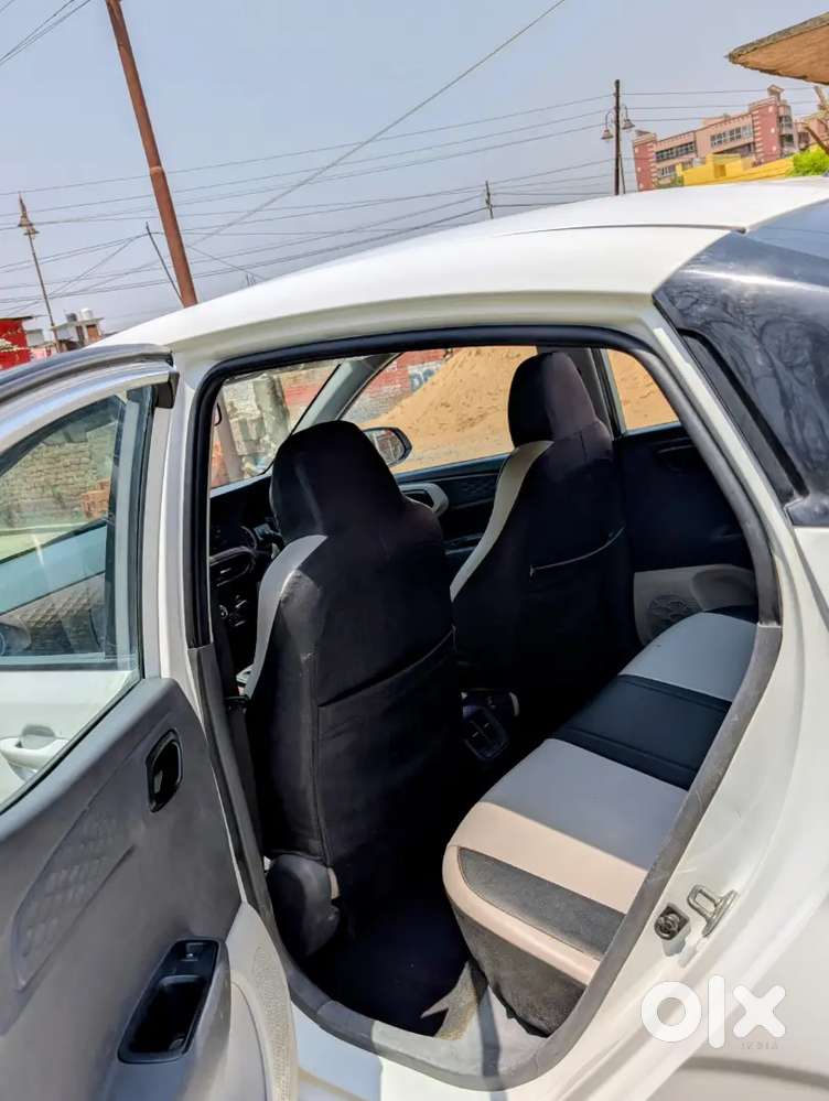 Hyundai Aura 2023 Cng  43000 Km Driven