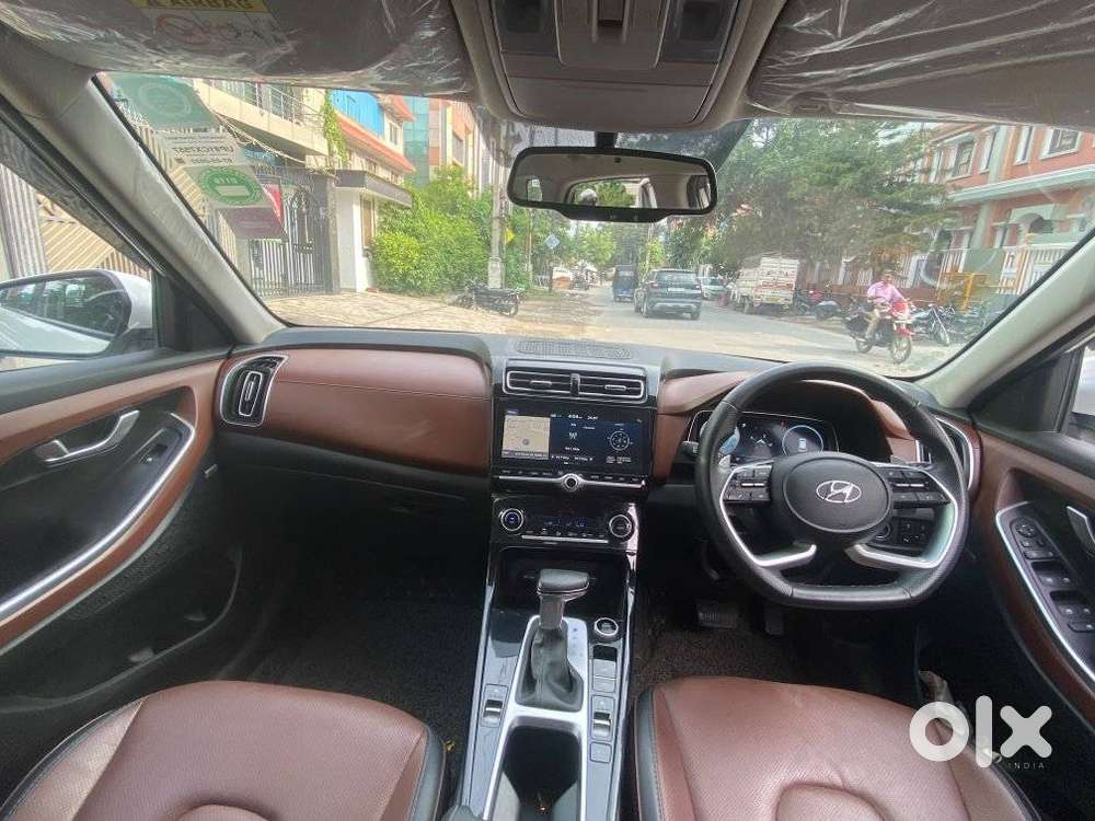 Hyundai Alcazar 2.0 Signature (o) Petrol At 6 Str, 2022, Petrol