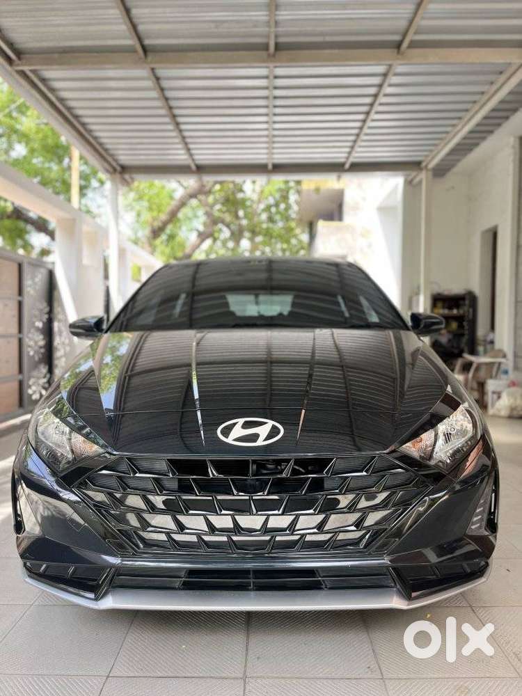 Hyundai I20 Sportz 1.2 Ivt Dual Tone, 2024, Petrol