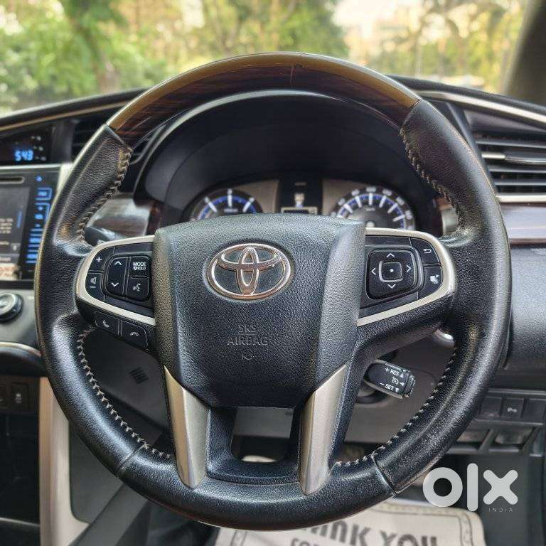 Toyota Innova Crysta