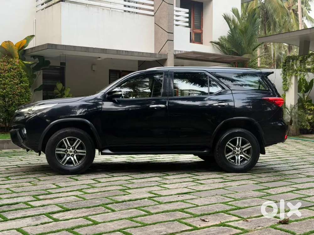 Toyota Fortuner Legender 2017 Diesel Automatic