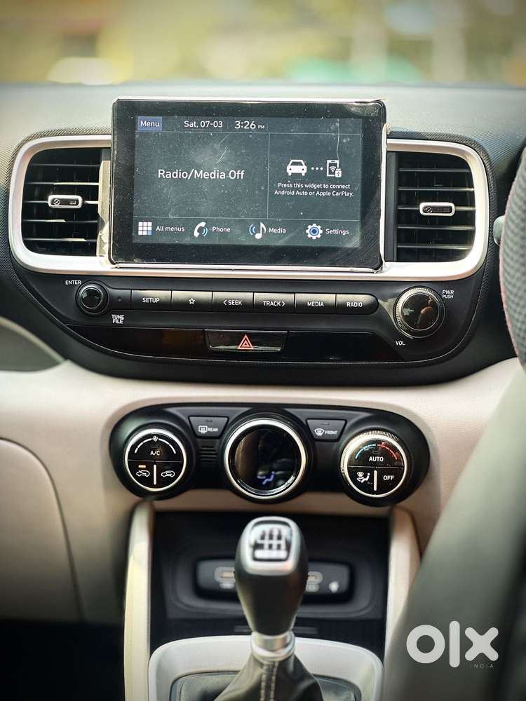 Hyundai Venue Sx Mt, 2023, Diesel