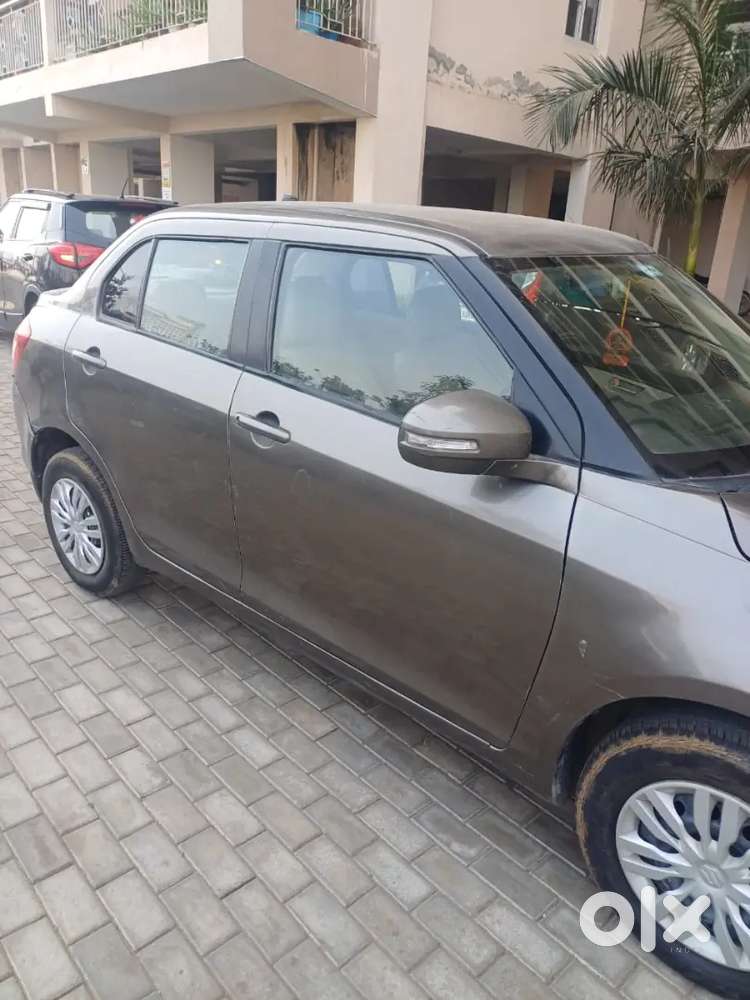 Maruti Suzuki Dzire 2016 Petrol 65000 Km Driven