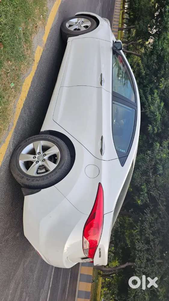Hyundai New Elantra 2013