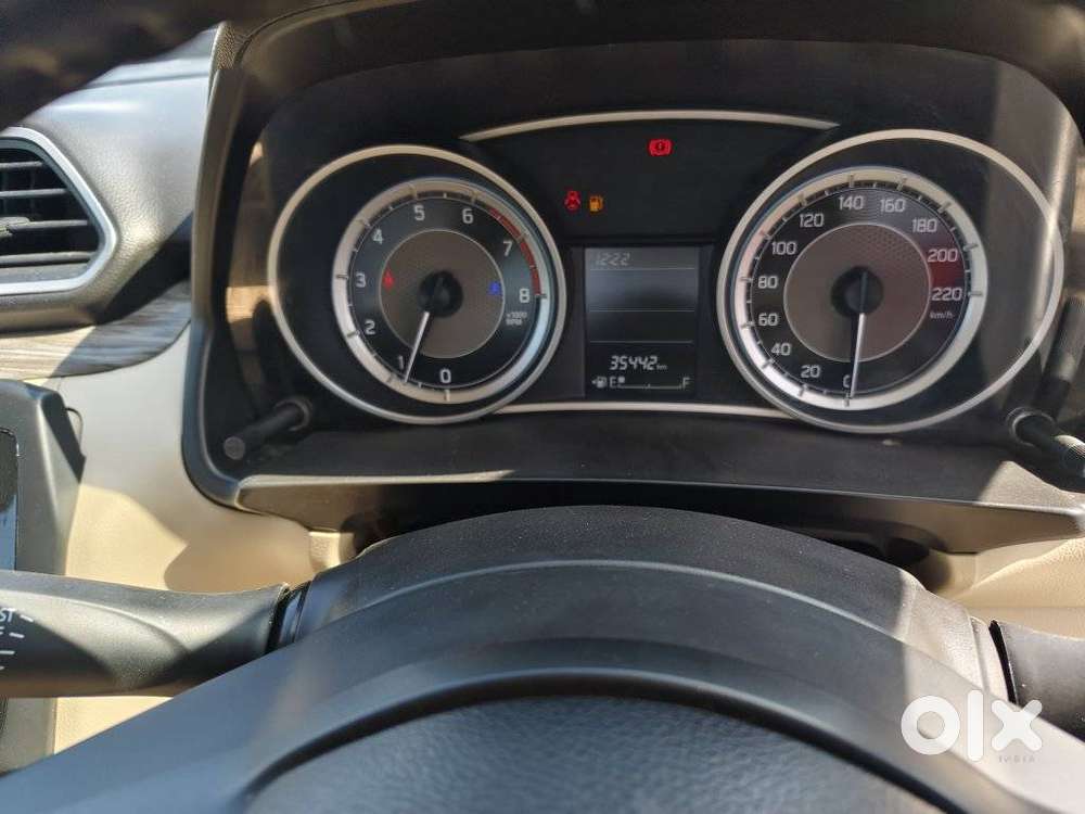 Maruti Suzuki Dzire 1.2 Vxi, 2023, Petrol
