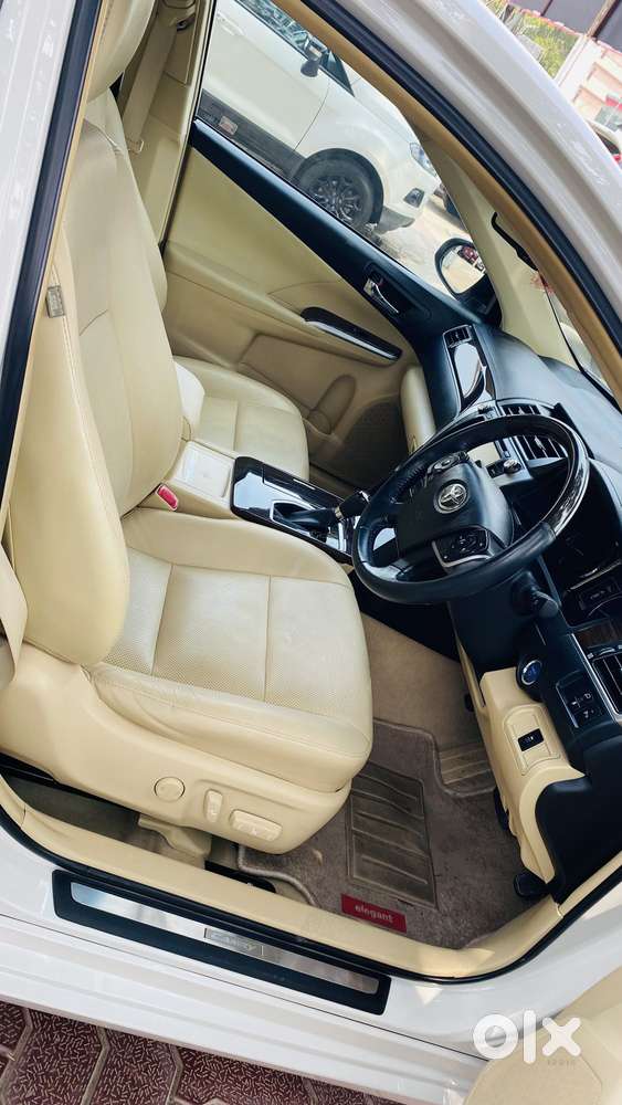 Toyota Camry Hybrid 2.5, 2017, Petrol