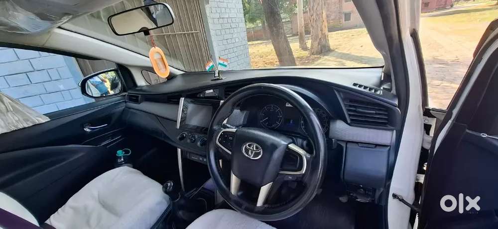 Toyota Innova Crysta 2019