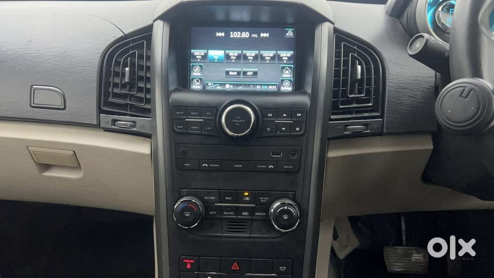 Mahindra Xuv500 W9 At 1.99, 2018, Diesel