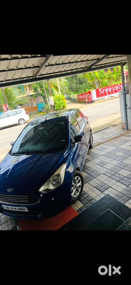 Ford Figo Petrol 2016