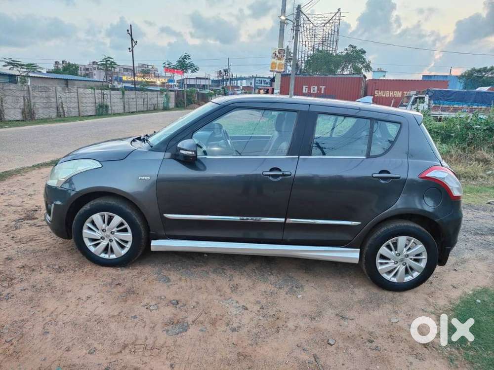 Maruti Suzuki Swift Zdi Plus, 2017, Diesel