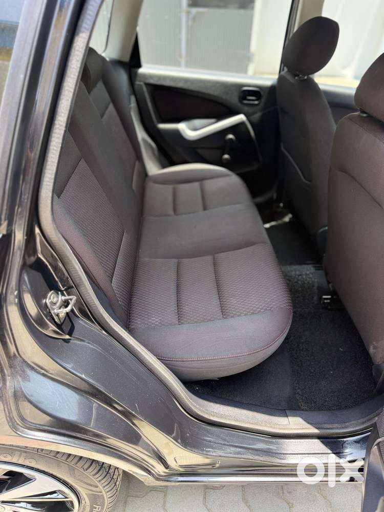 Ford Figo Petrol Zxi, 2012, Petrol