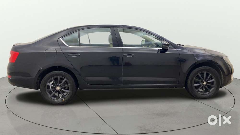 Skoda Octavia 1.8 Elegance Tsi At, 2015, Petrol