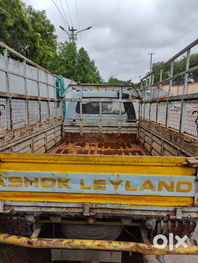 Ashok Leyland Stile 2012