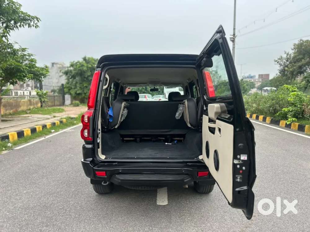 Mahindra Scorpio Classic, 2026, Diesel