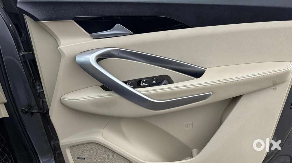 Mg Hector Sharp At, 2022, Petrol