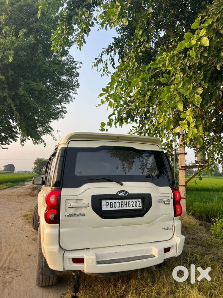 Mahindra Scorpio Diesel 2015 Variant