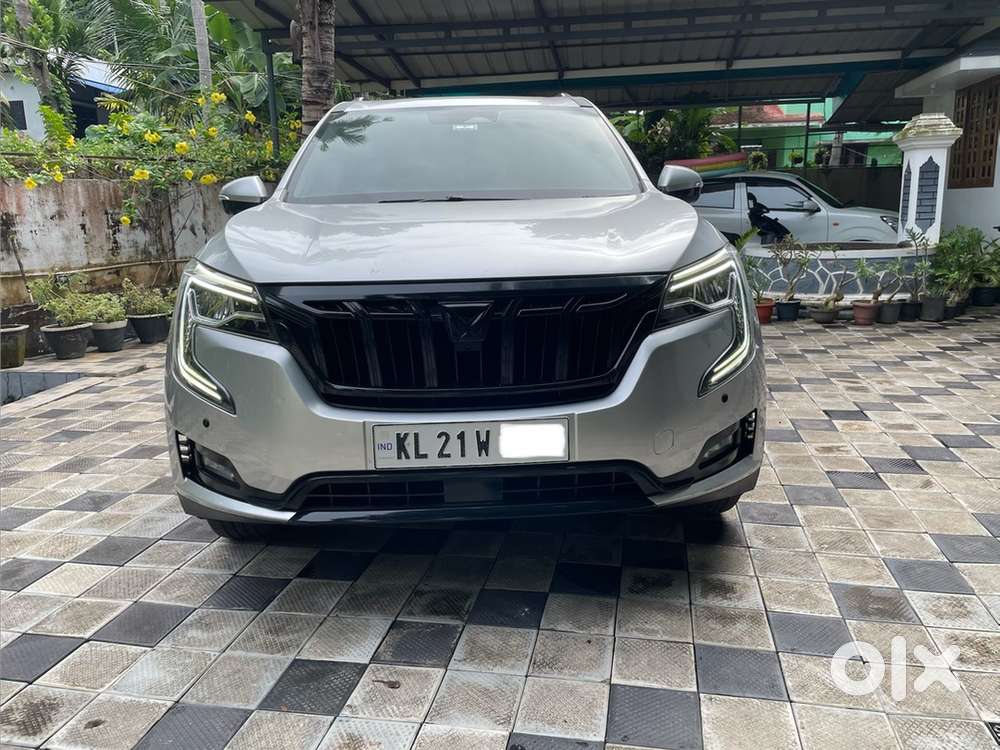2022 Mahindra Xuv700 Ax 7 Petrol At | 35,000 Km | 7 Seater | Sunroof