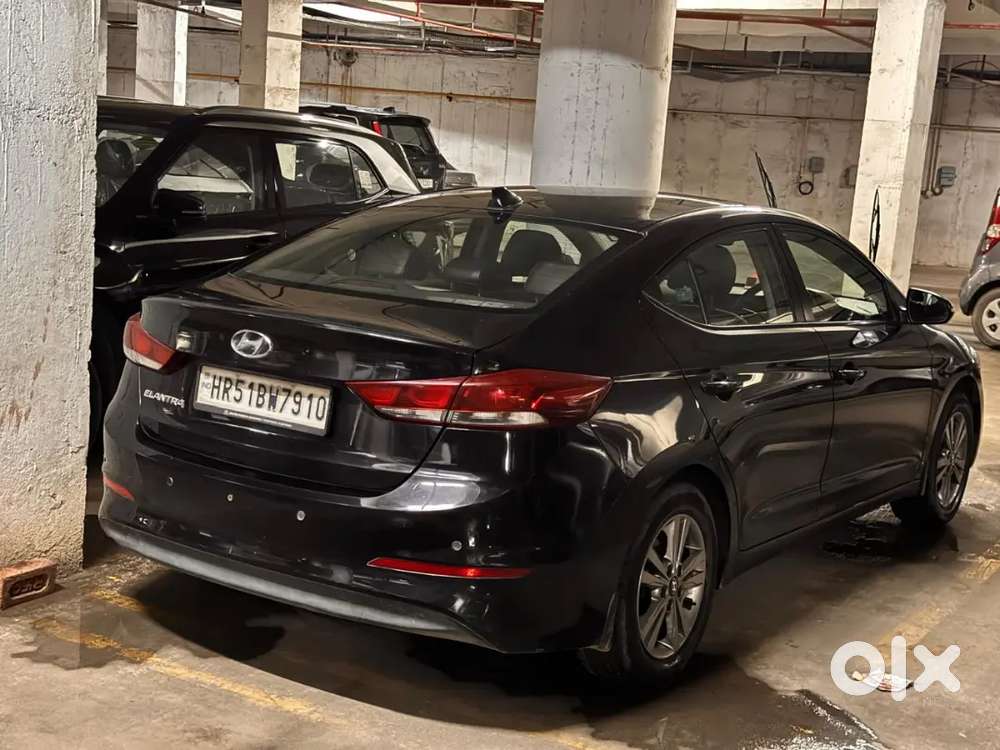 2019 Hyundai Elantra S  Well Maintained  Low Km  Urgent Sale