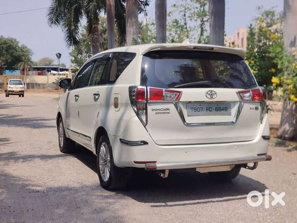 Toyota Innova Crysta 2.4 Z 7 Str, 2016, Diesel