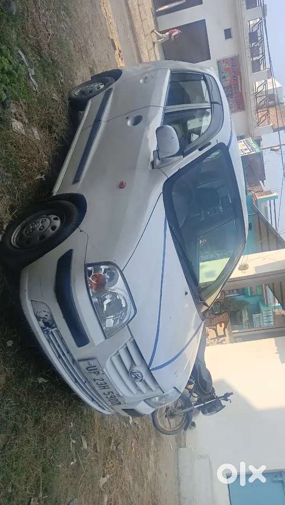 Gadi Ekadam Badhiya Okay Condition Ac Chalu Power Window Chalu
