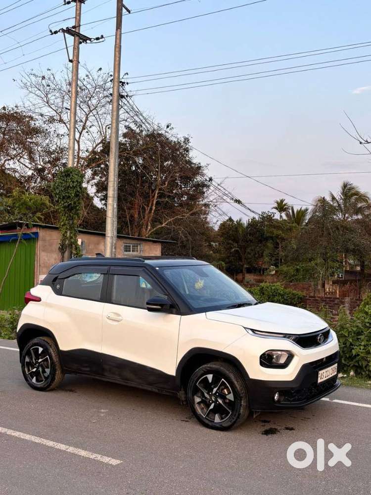 Tata Punch Creative Dual Tone Mt Sunroof, 2023, Petrol