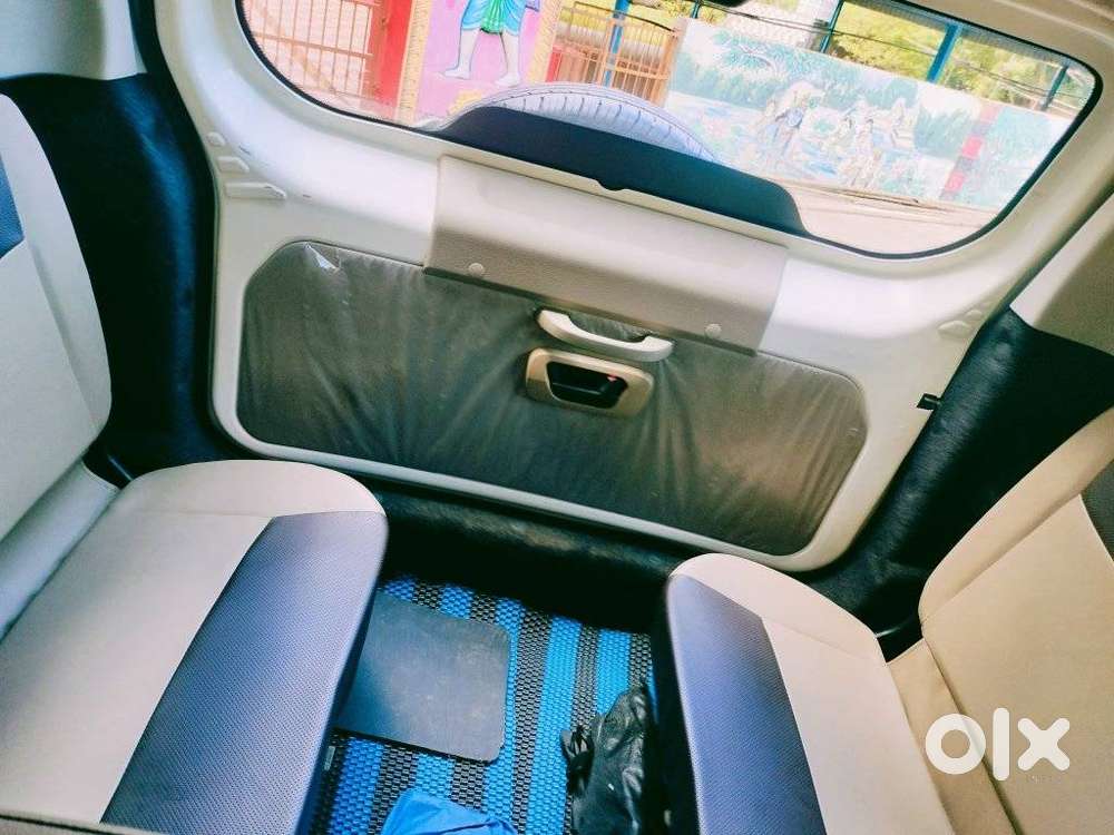 Mahindra Tuv 300 Plus P4, 2024, Diesel