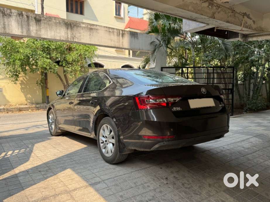 Skoda Superb L&k 2.0 Tdi At, 2018, Diesel