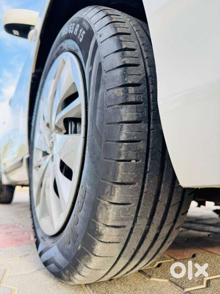 Toyota Glanza 1.2 E, 2023, Petrol