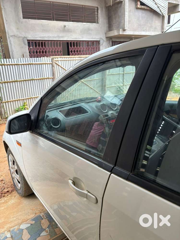 Ford Figo Petrol Manual 2013 Year