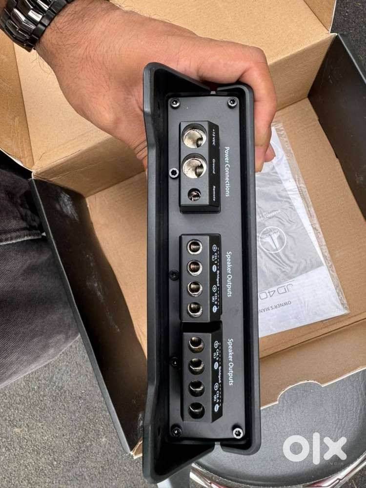 JL Audio JD400/4 4 Channel Full Range Class D Amplifier (100W*4 (2&Omega;)