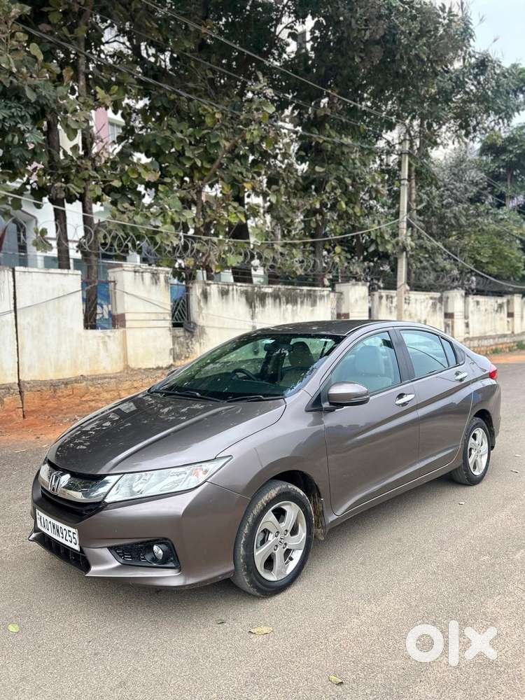Honda City I-vtec V, 2016, Petrol