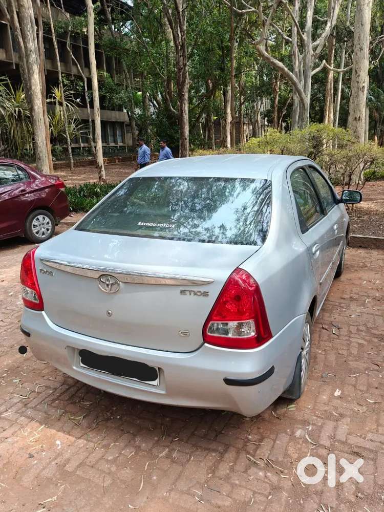 Toyota Etios 2011 Petrol 35000 Km Driven