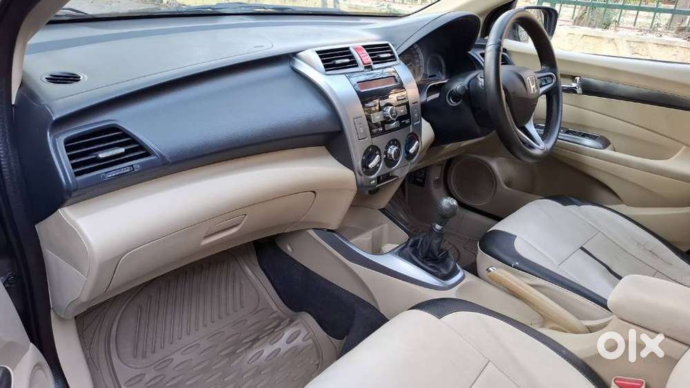 Honda City V Mt Exclusive, 2013, Petrol